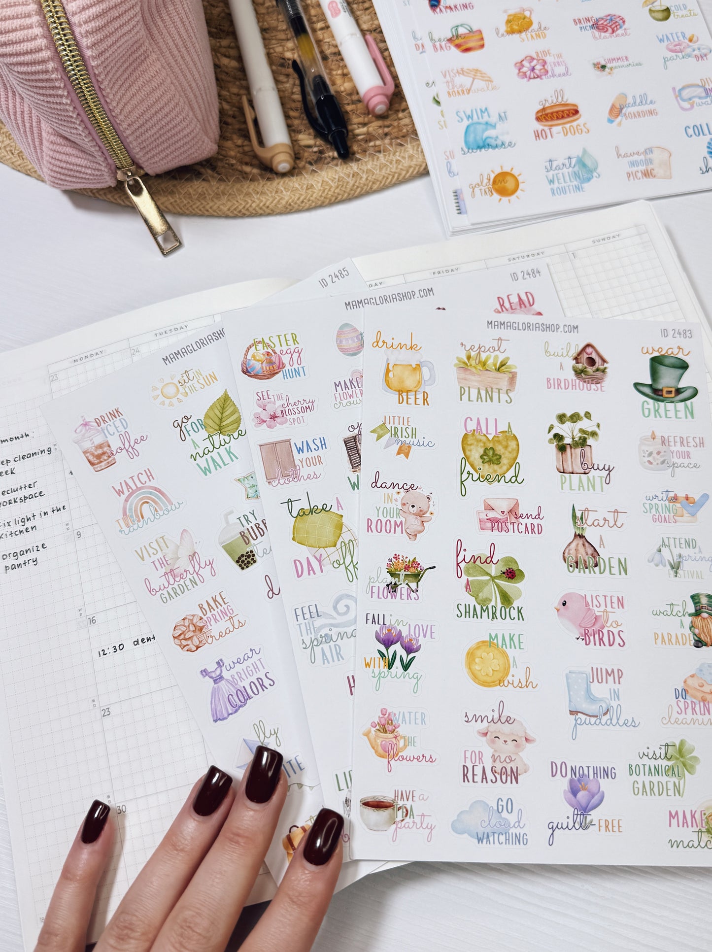 Four-Season Bucket List – Exclusive Sticker Bundle