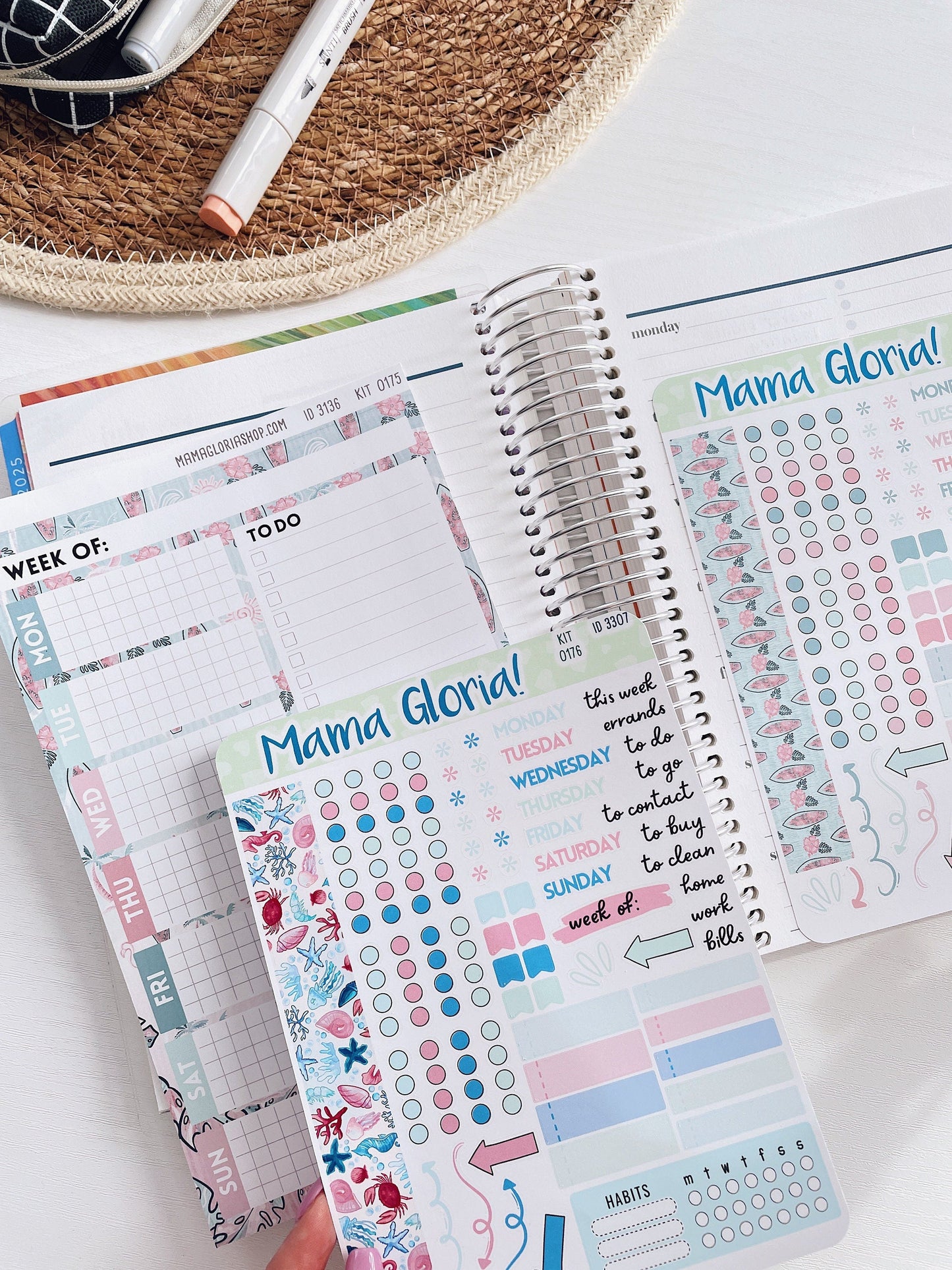 Kit 0256 - Week At A Glance - For 7x9 & A5 Planners | Notebooks - March - Froggy Luck